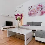 Central Apartment Vienna City Center