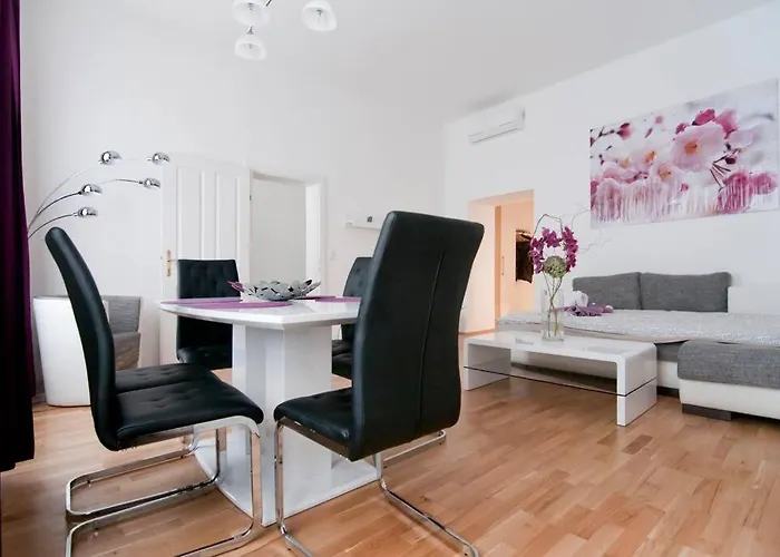 Central Apartment Vienna City Center