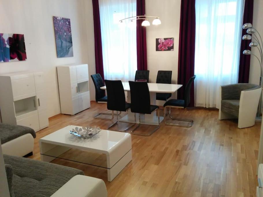 Center Apartment